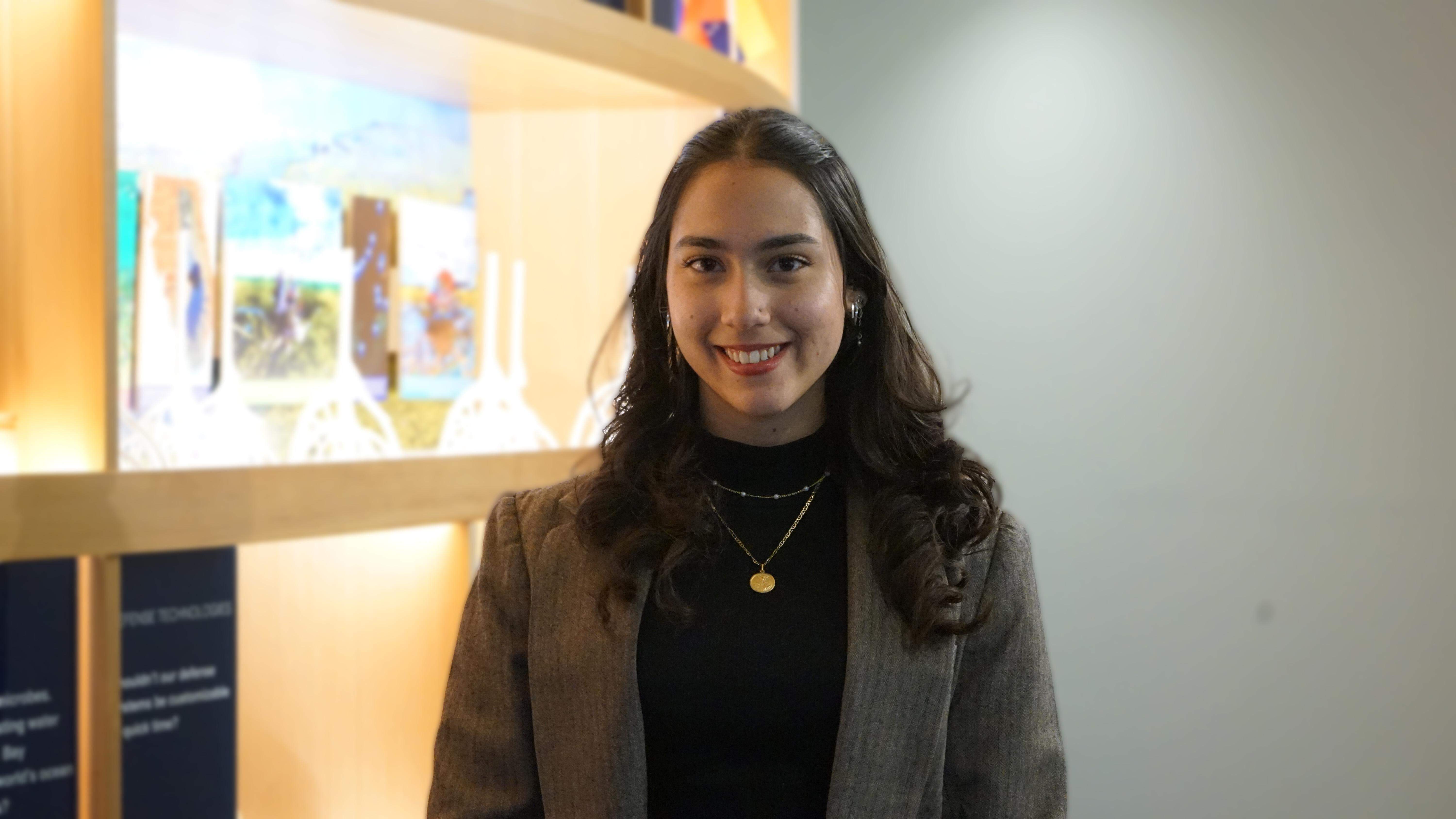 Profile Image of Carla Mendez